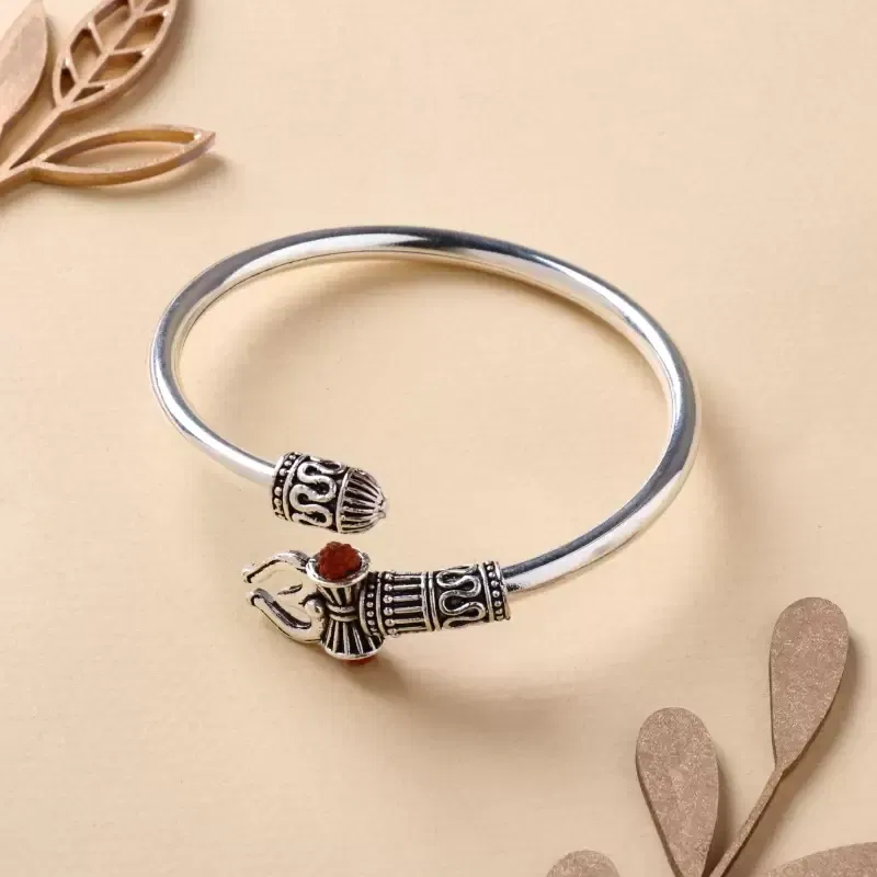 Floweraura Silver Bracelet Rakhi