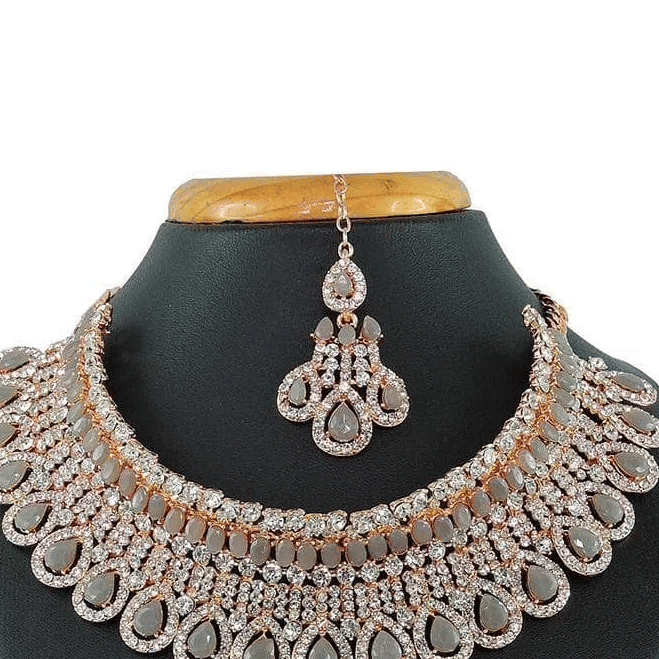 Vatsalya Jewellery Set