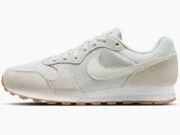 Nike MD Valiant athletic shoes