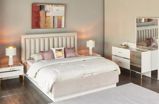 Stefan 5-Piece King Bedroom Set with Hydraulic Storage