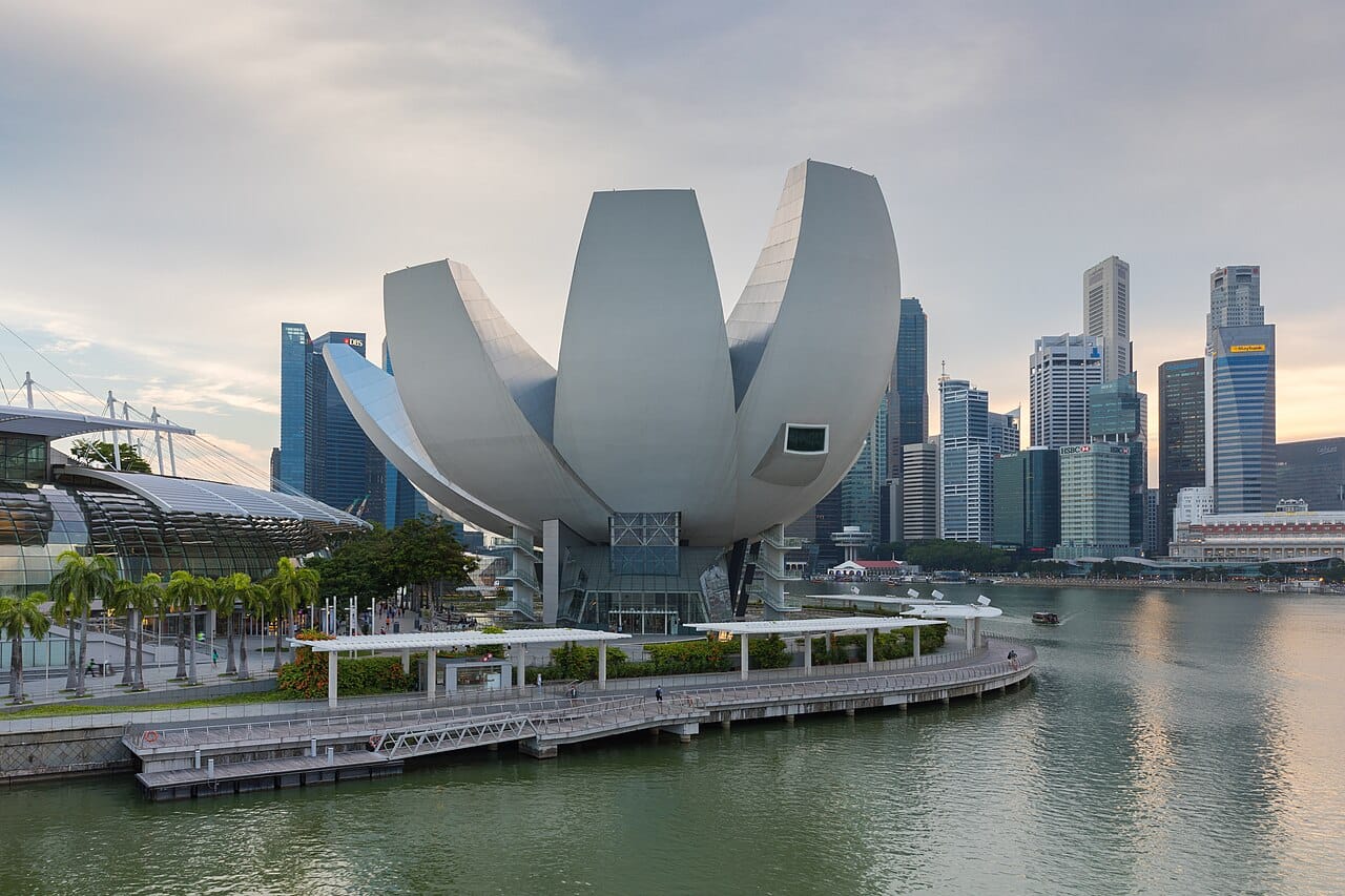 Singapore — Marina Bay & Orchard from ₹4,799/Night