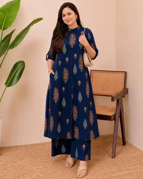 Revangi Women Floral Print Saree with Contrast Border AJIO sale