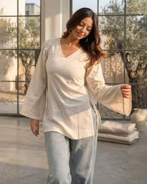 FORKEY Women V-Neck Straight Kurta AJIO sale