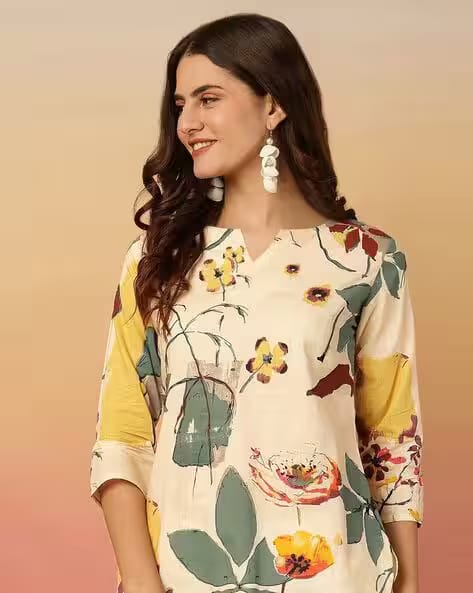 Popmantra Women Floral Print Straight Kurti AJIO sale
