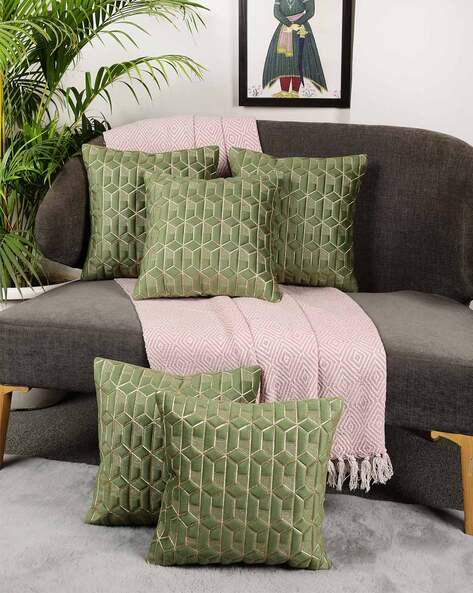 Monkdecor Set of 5 Geometric Print Cushion Covers AJIO sale