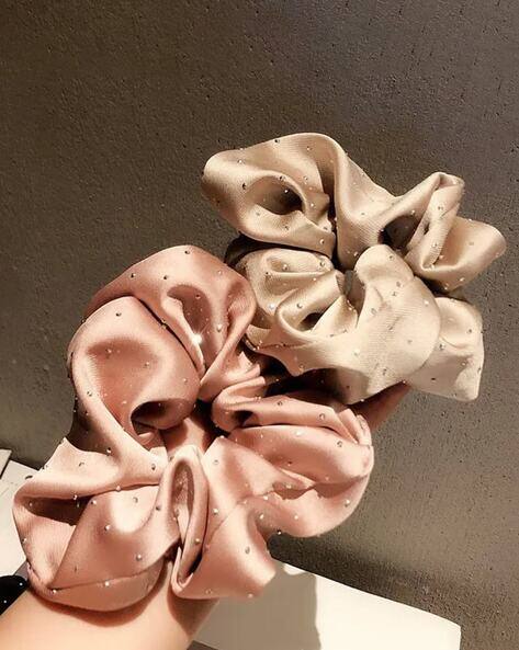Proplady Set of 2 Embroidered Hair Scrunchies AJIO sale