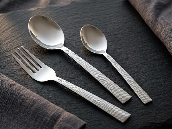 Montavo by FnS 18 Pieces Stainless Steel Cutlery Set with Premium Leatherette Box | 6 Each Amazon sale