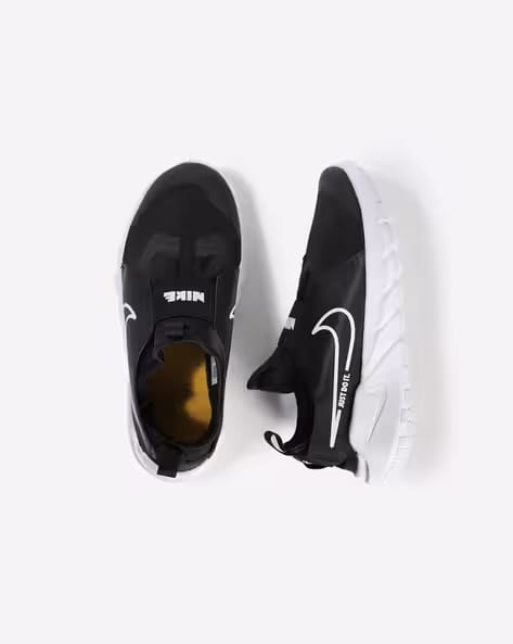 Nike Boys Flex Runner 2 (GS) Sports Shoes AJIO sale