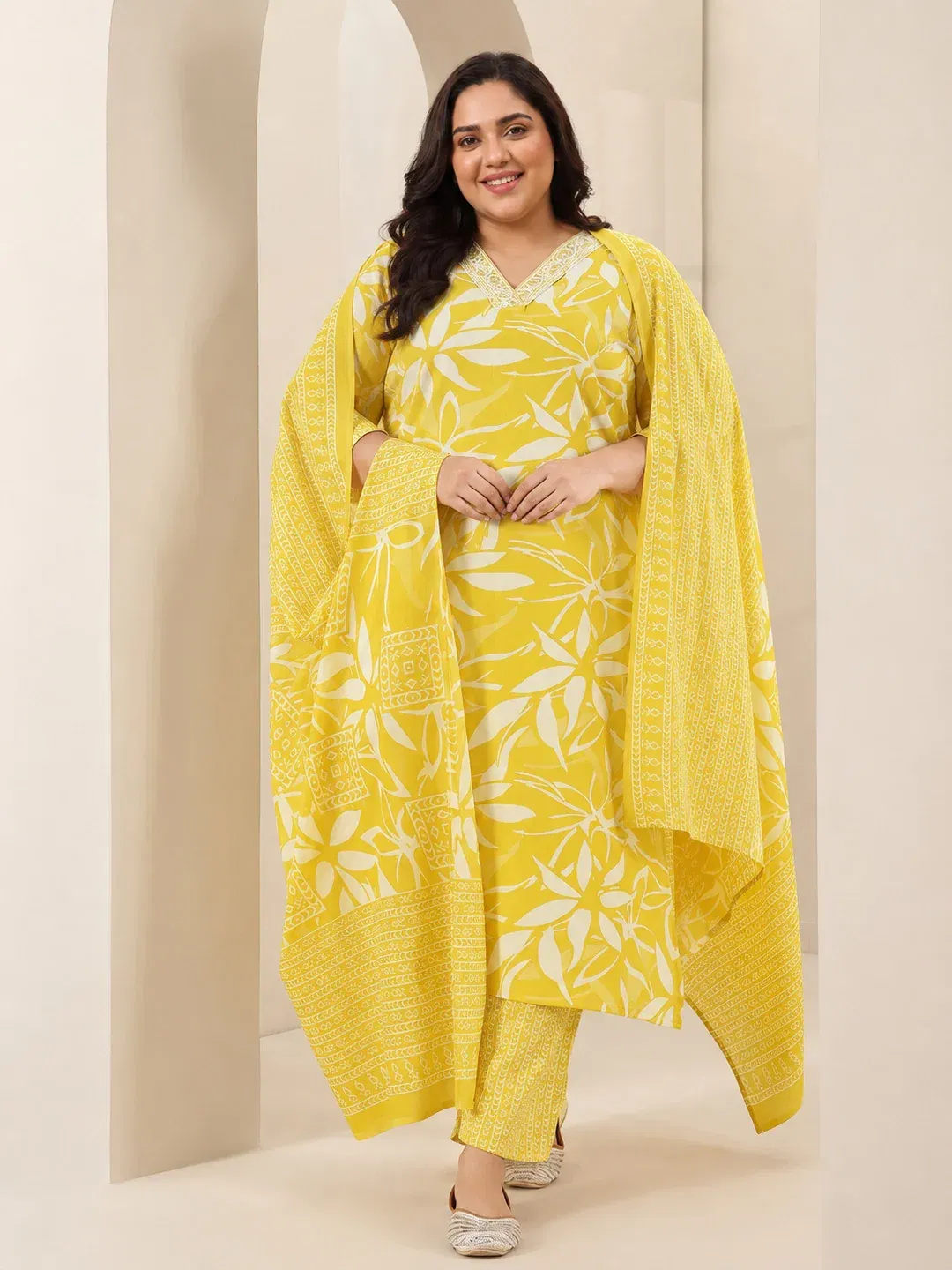 Plus Size Yellow Floral Printed Cotton Blend Straight Suit Set Libas sale