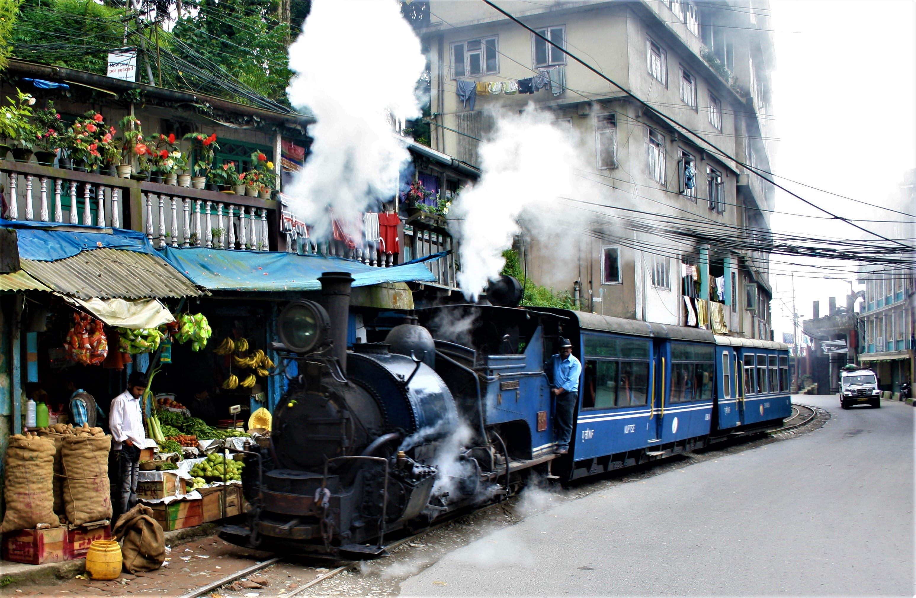 Darjeeling MakeMyTrip sale