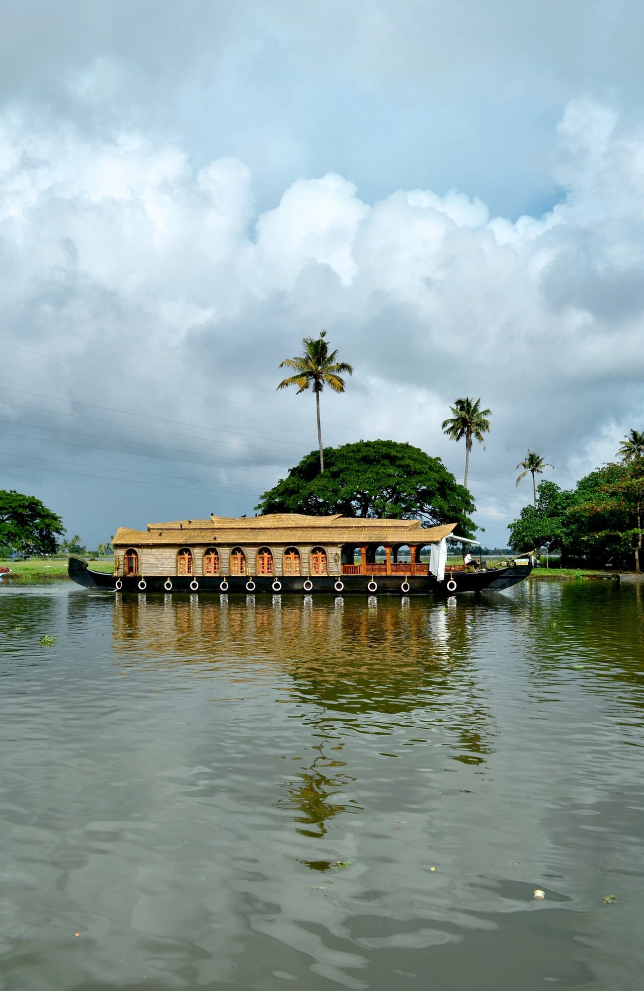 Kerala Backwaters MakeMyTrip sale