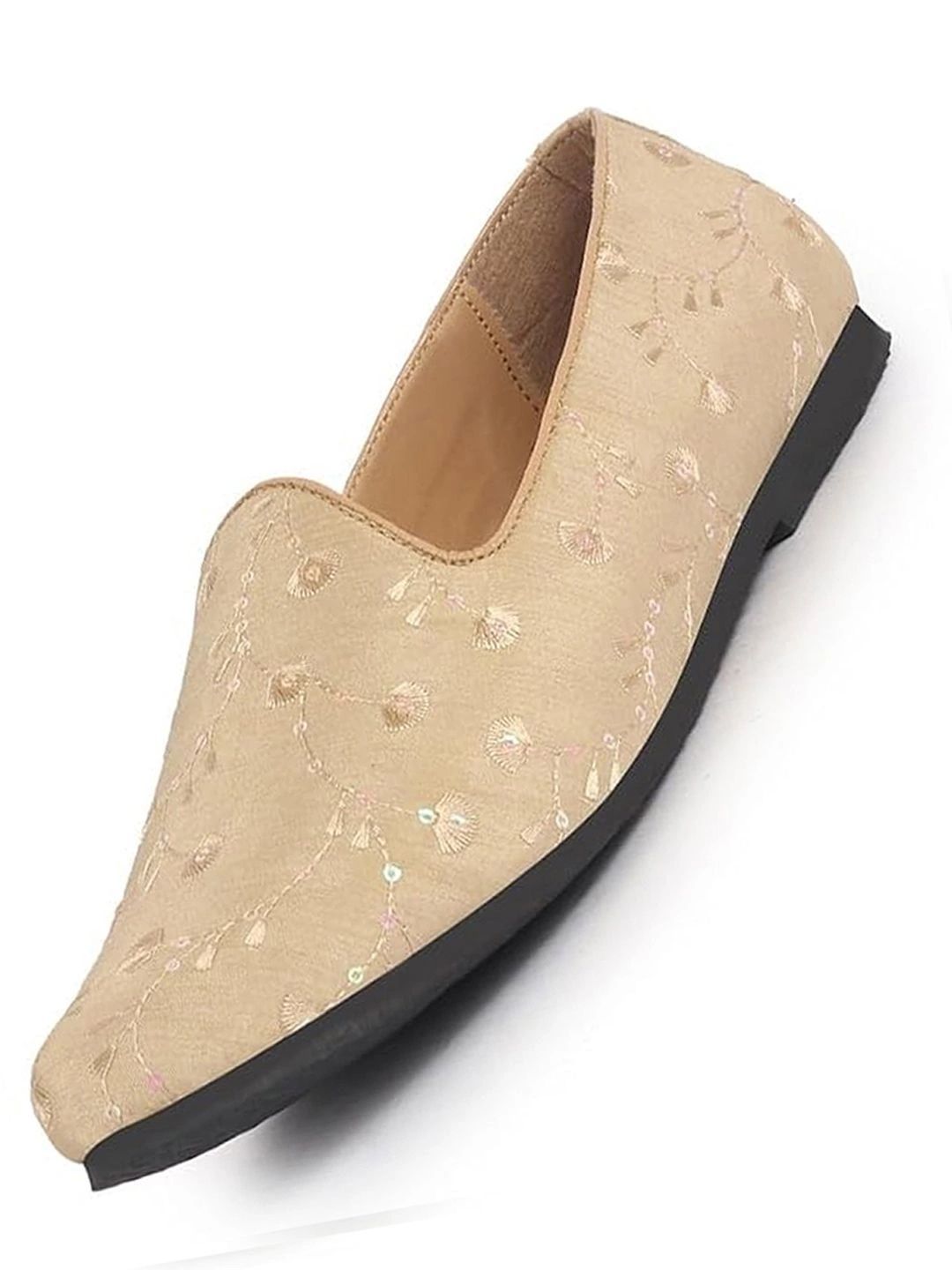 FAUSTO FAUSTO Men Festive Embroidered Ethnic Slip On Juttis and Mojaris for Wedding Myntra sale