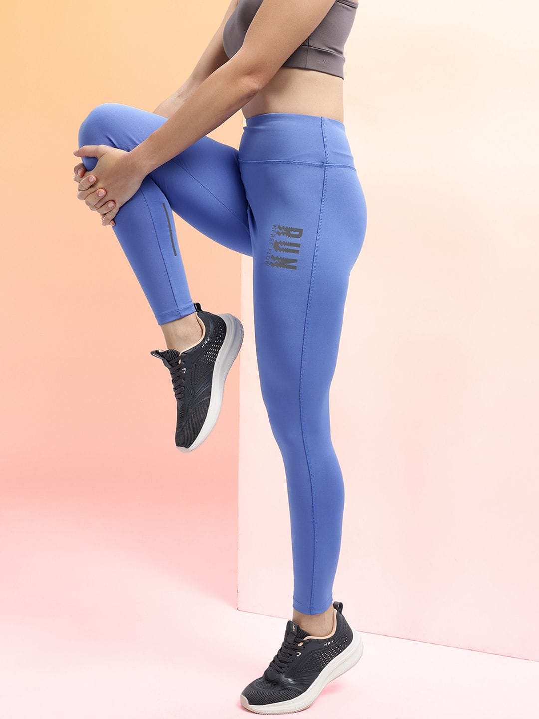 HRX by Hrithik Roshan HRX by Hrithik Roshan Women Rapid-Dry Running Tights Myntra sale