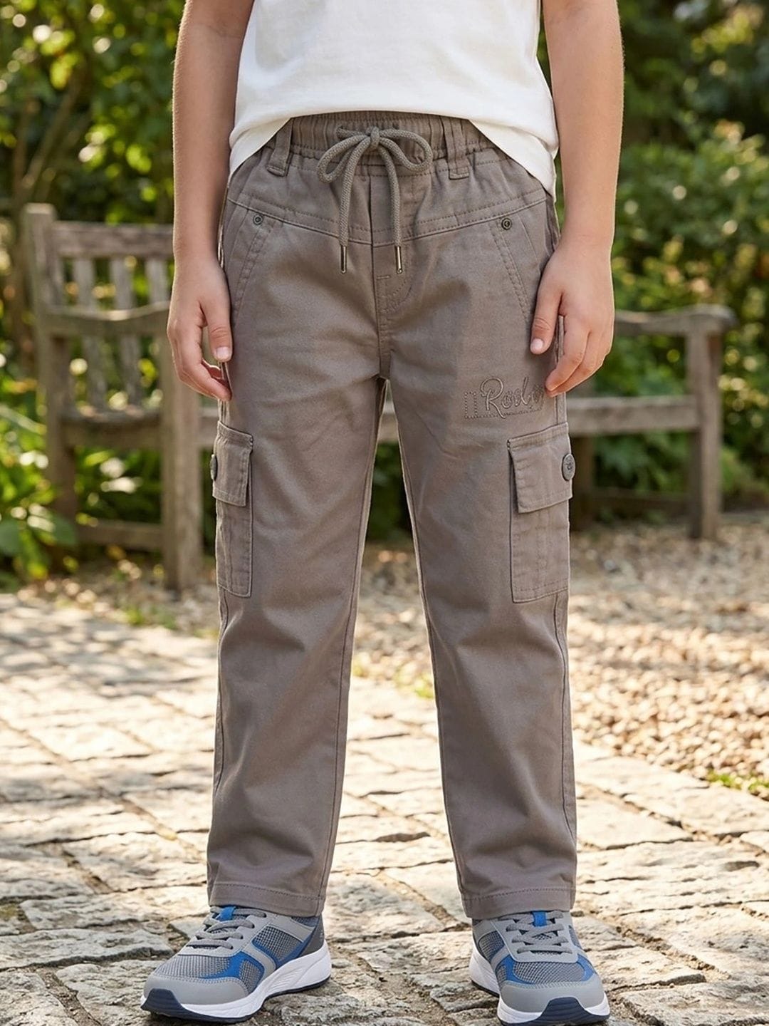 JFR Boys Regular Fit Mid-Rise Embroidered Jeans Myntra sale