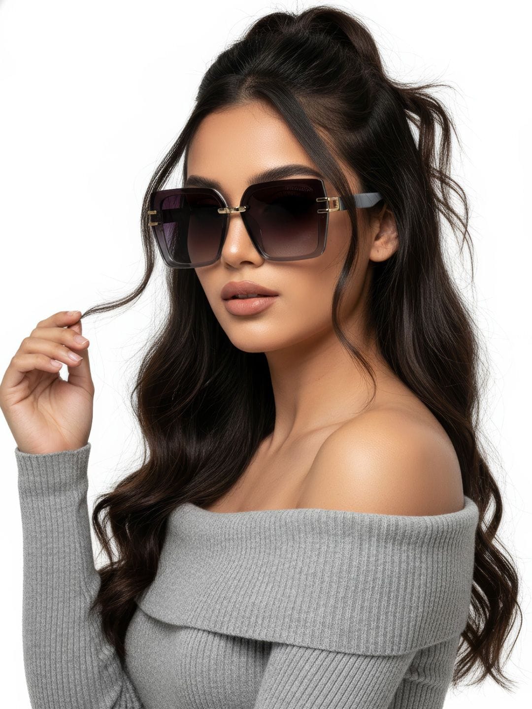 HASHTAG EYEWEAR Women Oversized Sunglasses with UV Protected LensD_WB-G-15065-GRY Myntra sale