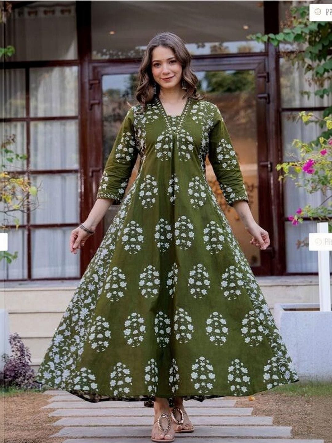DSS FASHION Women Floral Printed Floral Anarkali Kurta Myntra sale