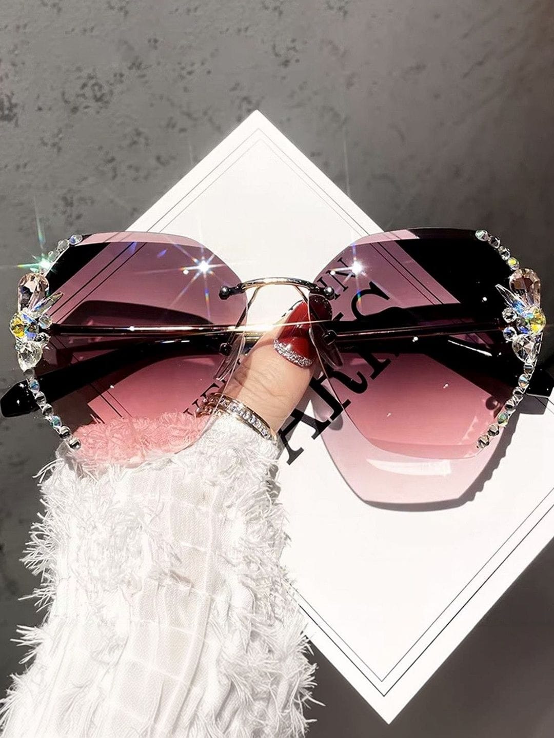 HAYDEN haiza Women Round Sunglasses with UV Protected Lens Myntra sale