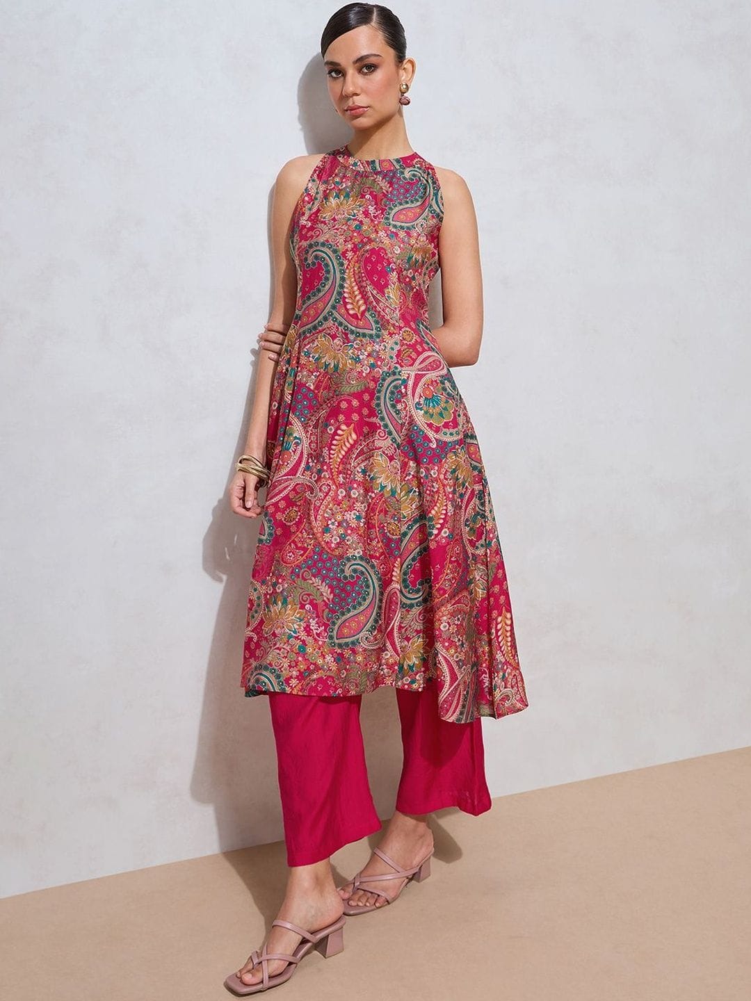 FLOWERVELLY Women Printed Kurta with Pyjamas Myntra sale