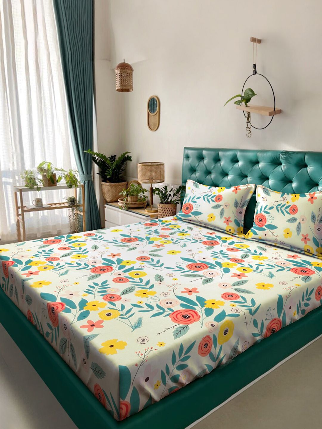 KLOTTHE White Floral Cotton 300 TC Fitted King Fine Bedsheet with 2 Pillow Covers-98 x 89 in Myntra sale