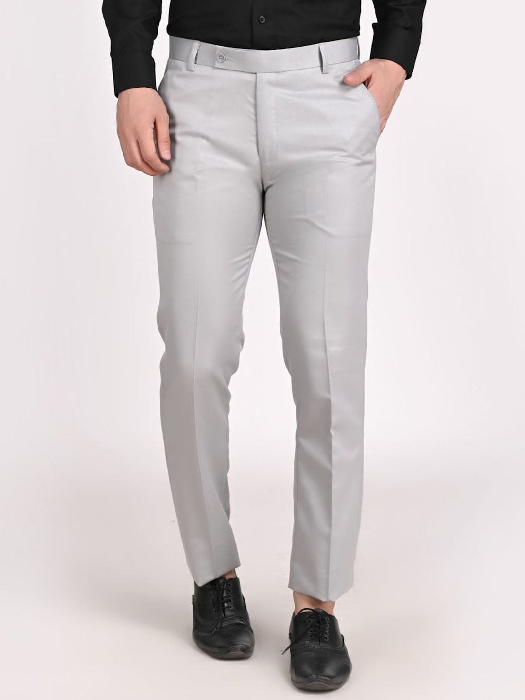 TAHVO Men Relaxed Slim Fit Mid-Rise Formal Trousers Myntra sale