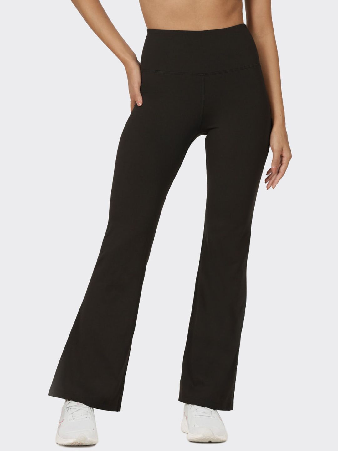 Blissclub Blissclub High-waisted Flare Pants with 1 Back Pocket Myntra sale