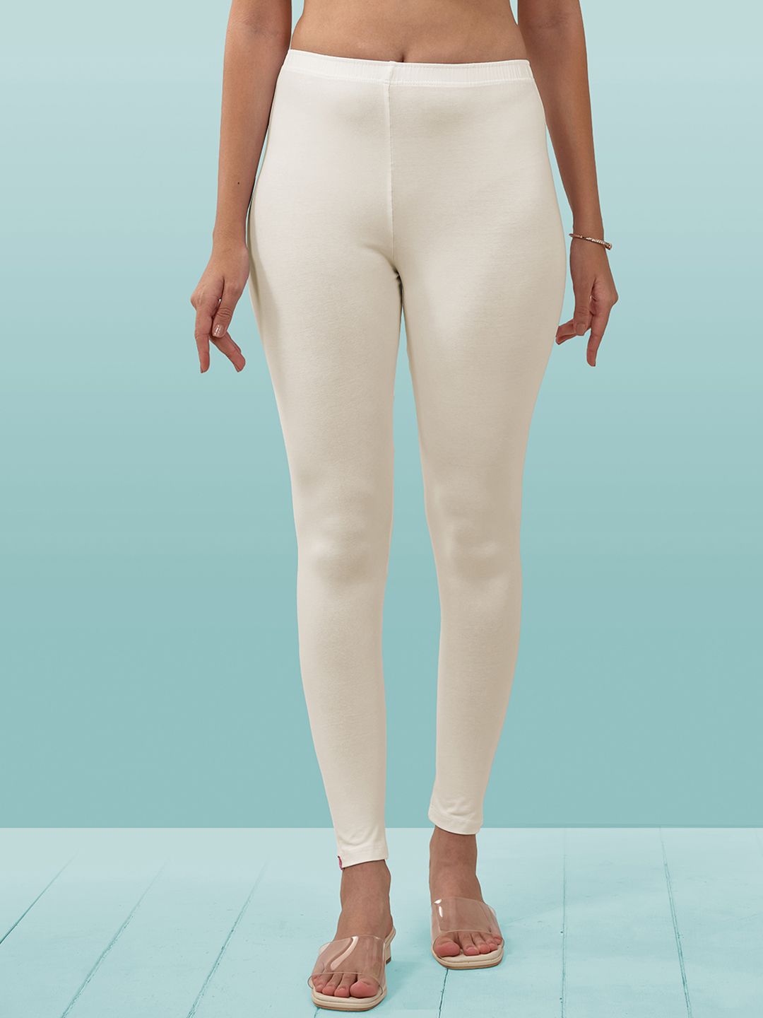 LYRA LYRA Women 4-Way Stretch Ankle-Length Leggings Myntra sale