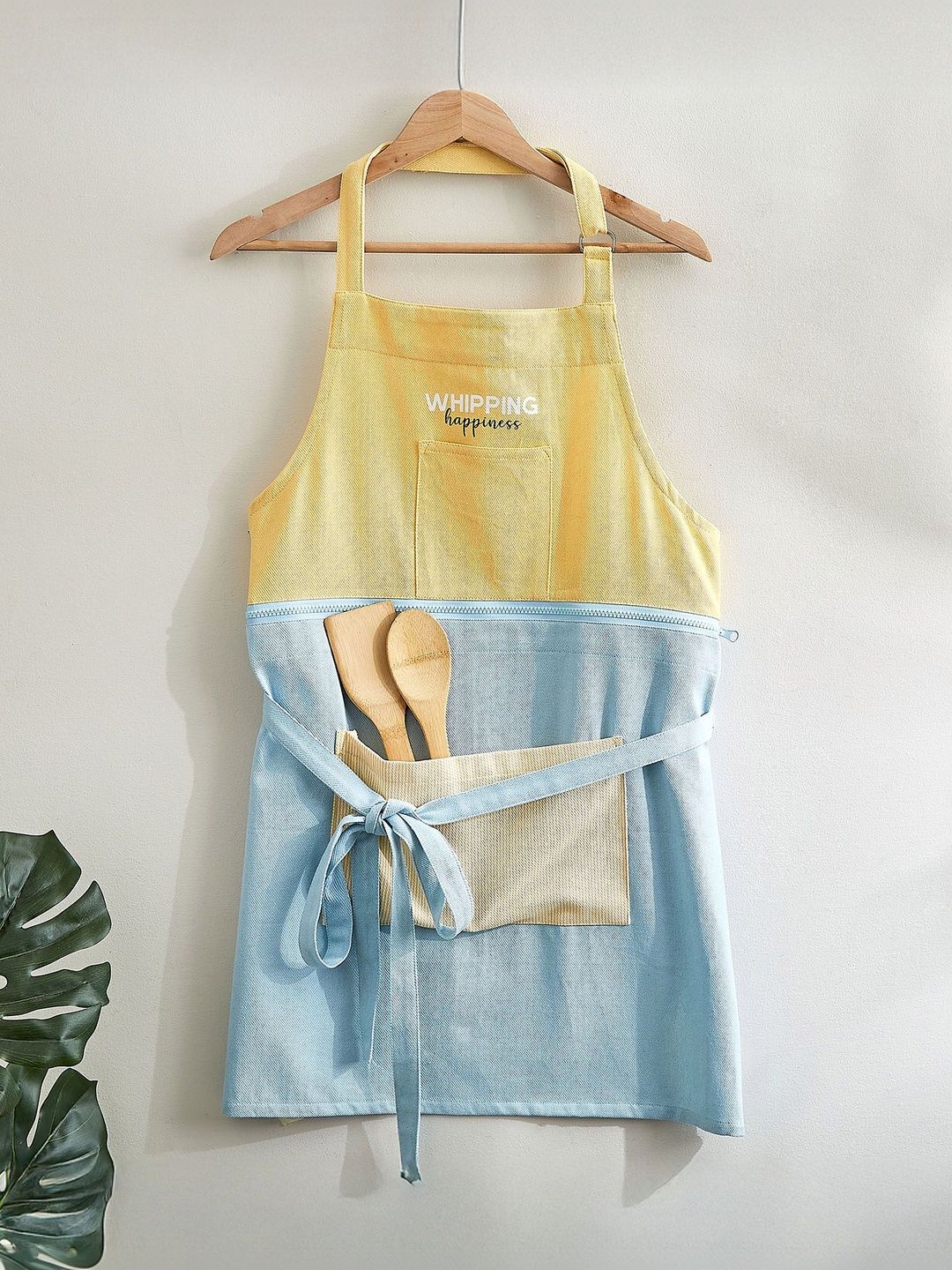 Home Centre Home Centre Bakers Pride Yellow Printed Cotton Aprons Myntra sale