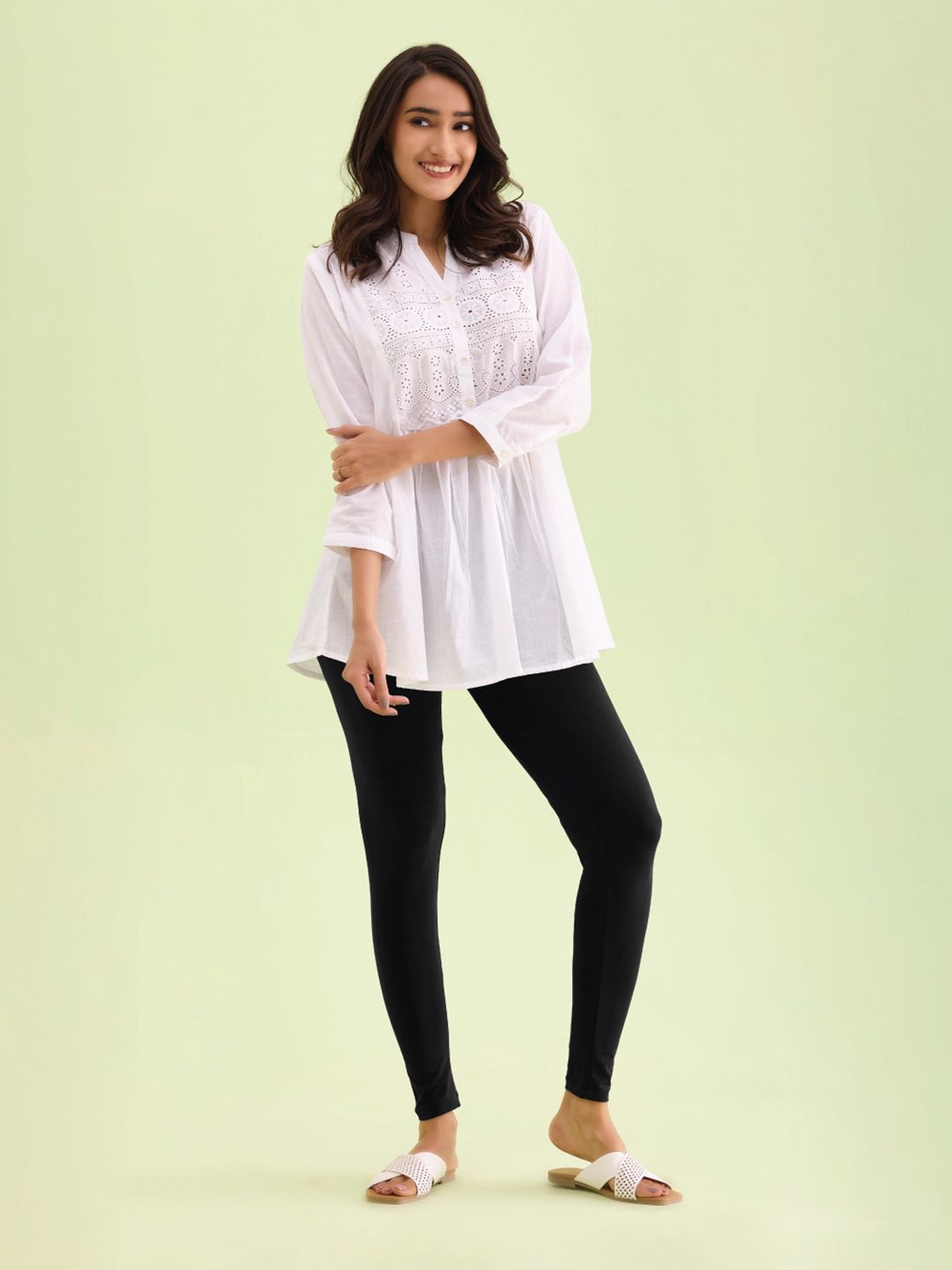 Go Colors Women Black Solid Ankle Length Leggings Myntra sale