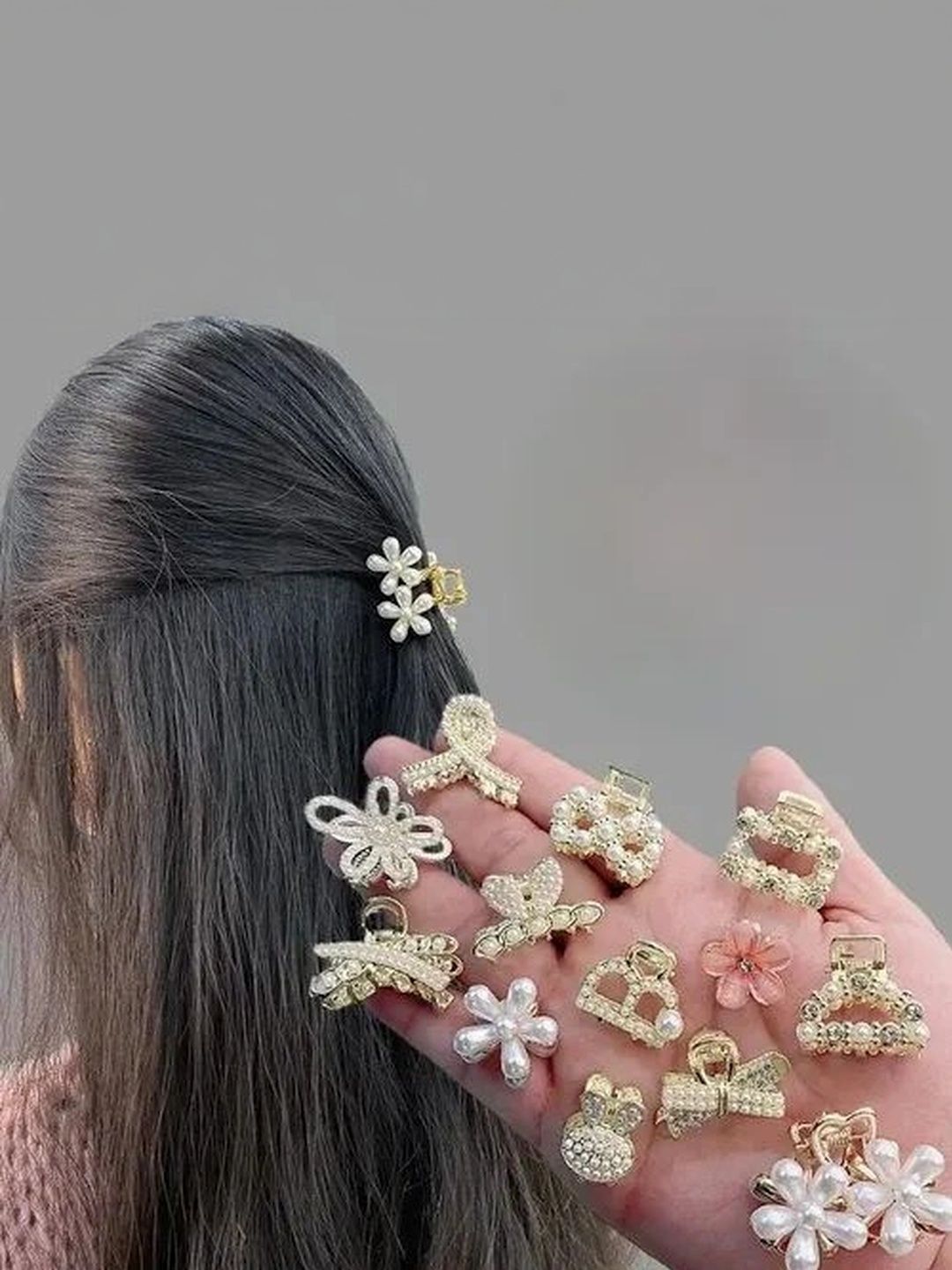 Balasundri Women Set of 5 Embellished Claw Clip Myntra sale