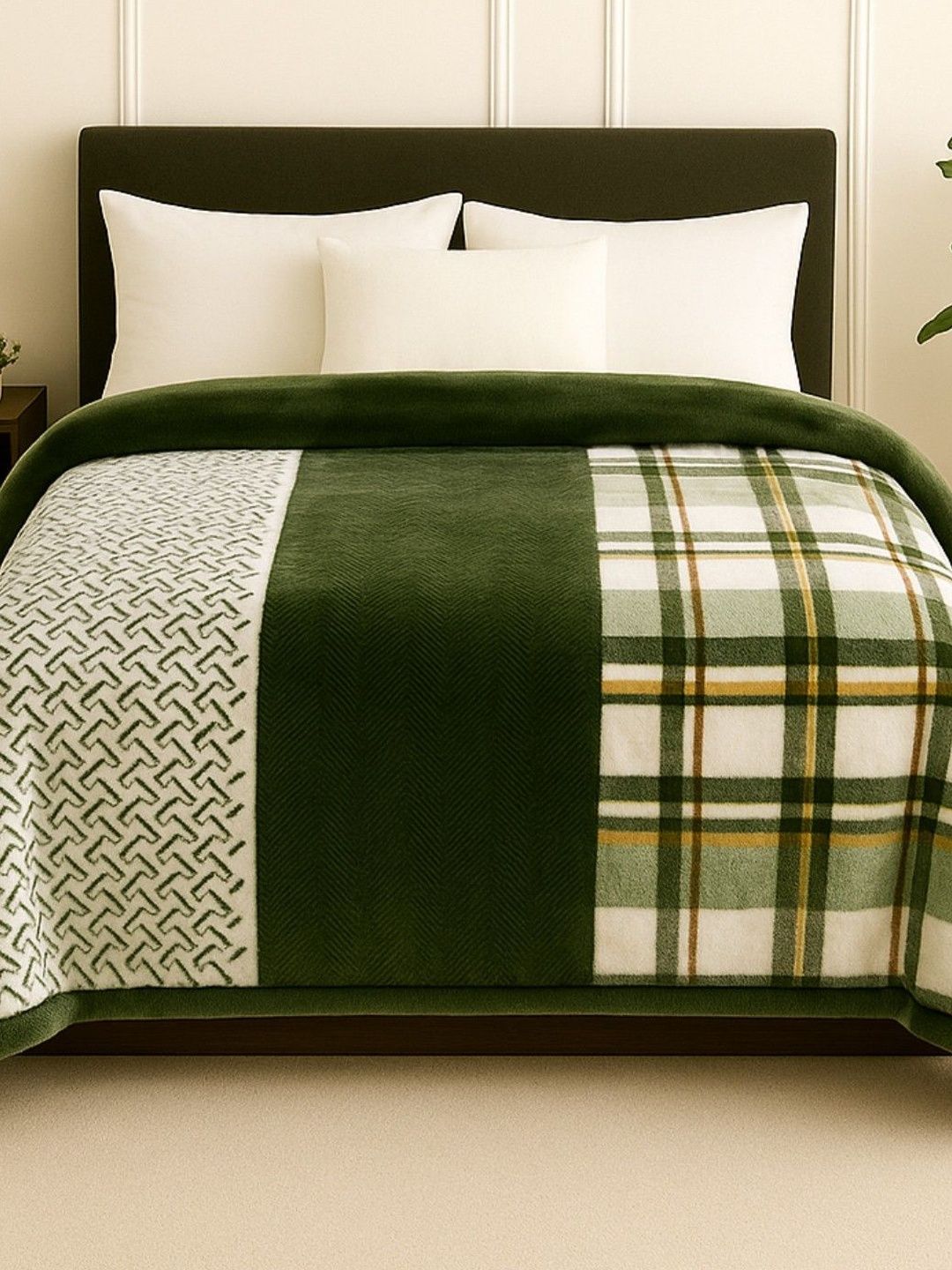 bsb home Green & White Heavy Winter 550 GSM Double Bed Blanket Myntra sale