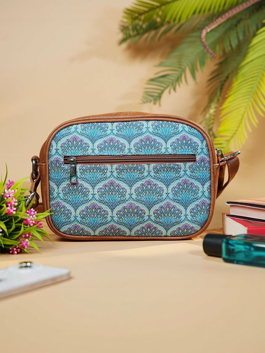 METEAMO Colourblocked Sling Bag Myntra sale