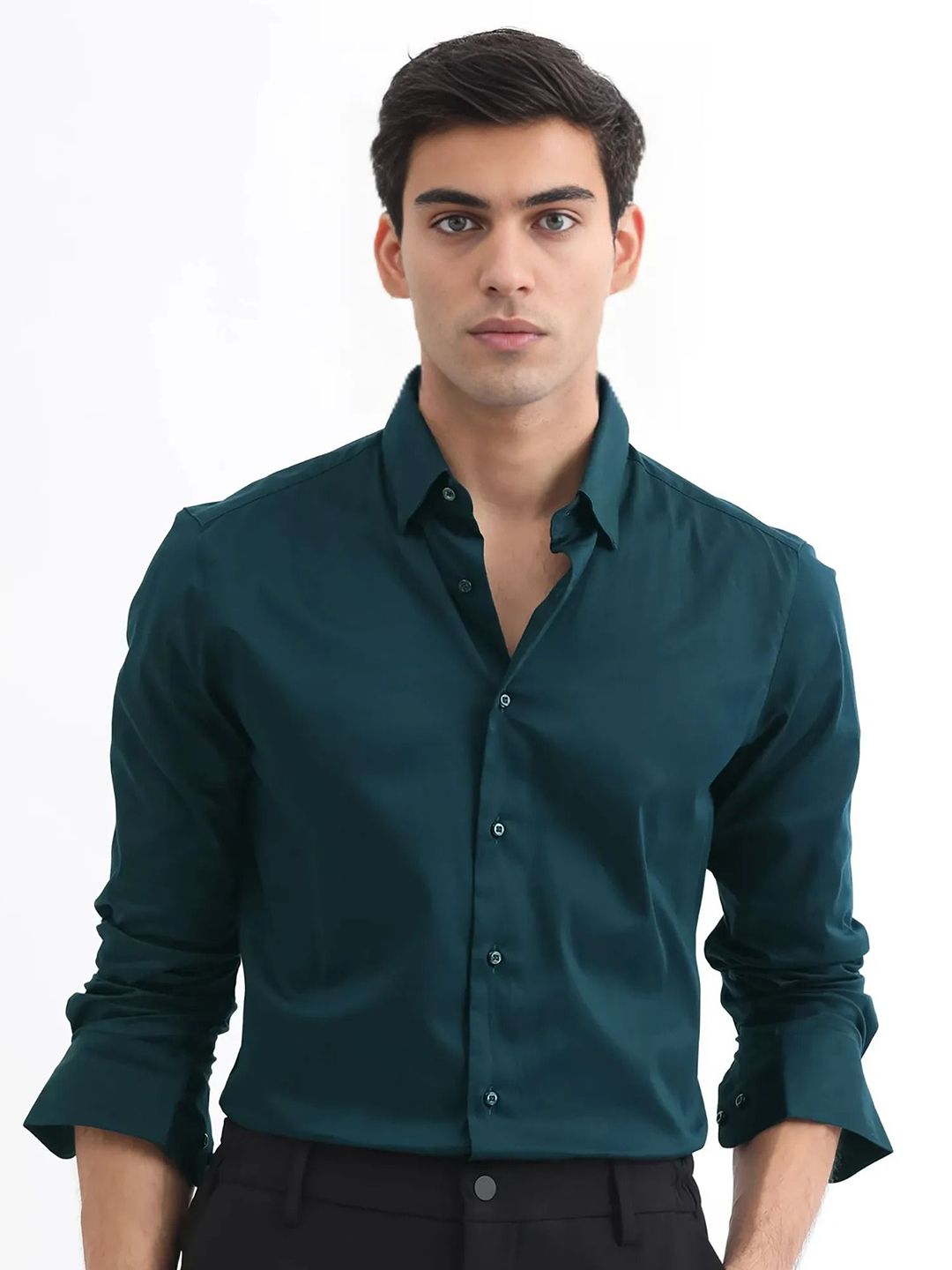 MISCHIEF MONKEY Men Solid Spread Collar Cotton Formal Shirt Myntra sale