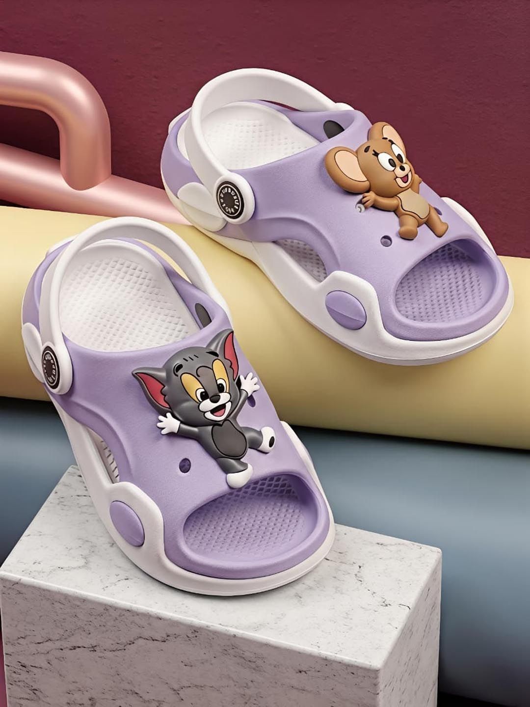 Crazyly Girls Croslite Slip-On Flip Flops Myntra sale