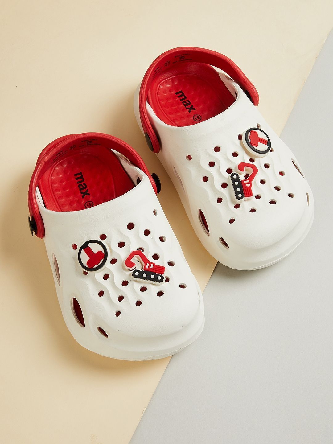 max Boys Clogs Myntra sale