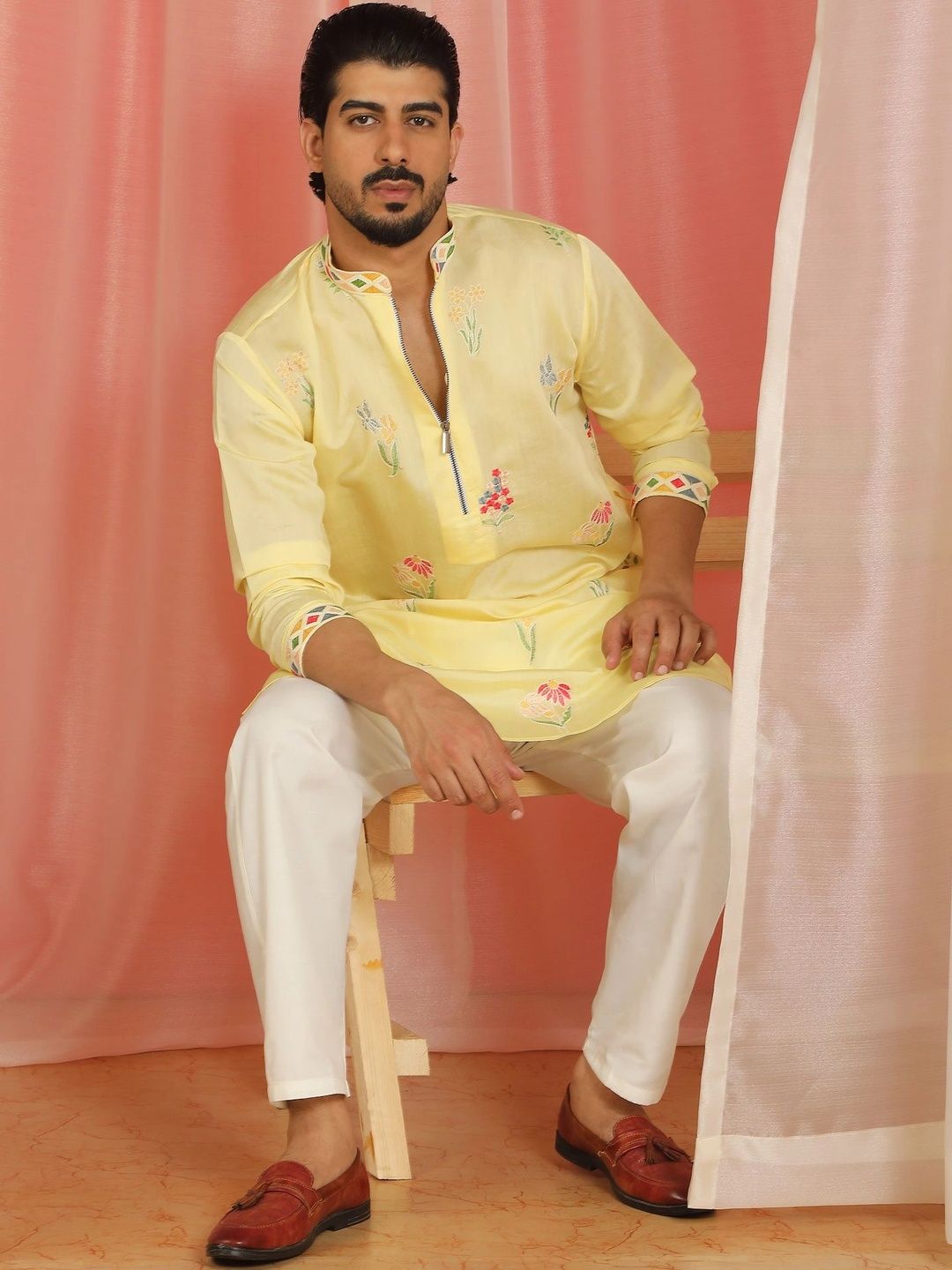 KRAFT INDIA Men Ethnic Motifs Embroidered Regular Thread Work Kurta with Trousers Myntra sale