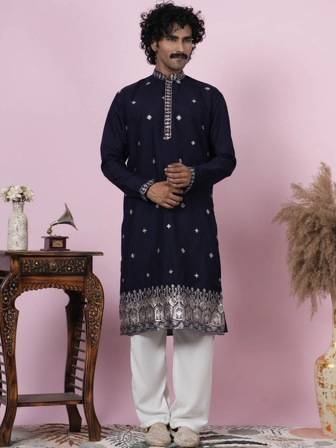 SHROBH Men Ethnic Motifs Embroidered Regular Thread Work Kurta with Trousers Myntra sale