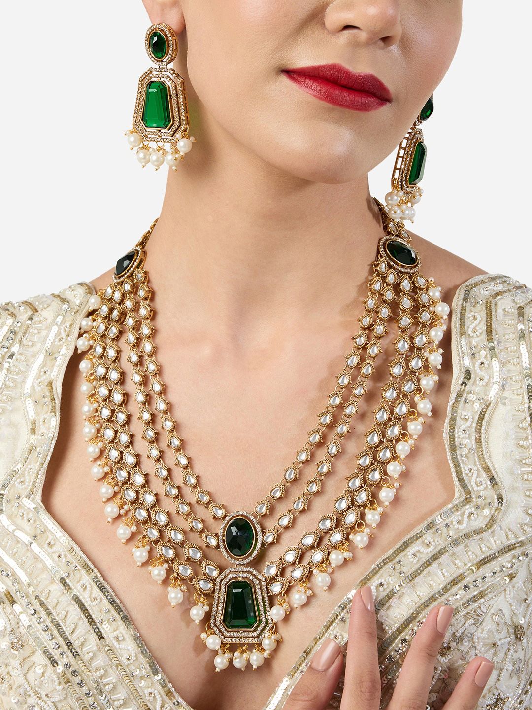 Zaveri Pearls Gold-Plated Kundan-Stone Studded & Beaded Jewellery Set Myntra sale
