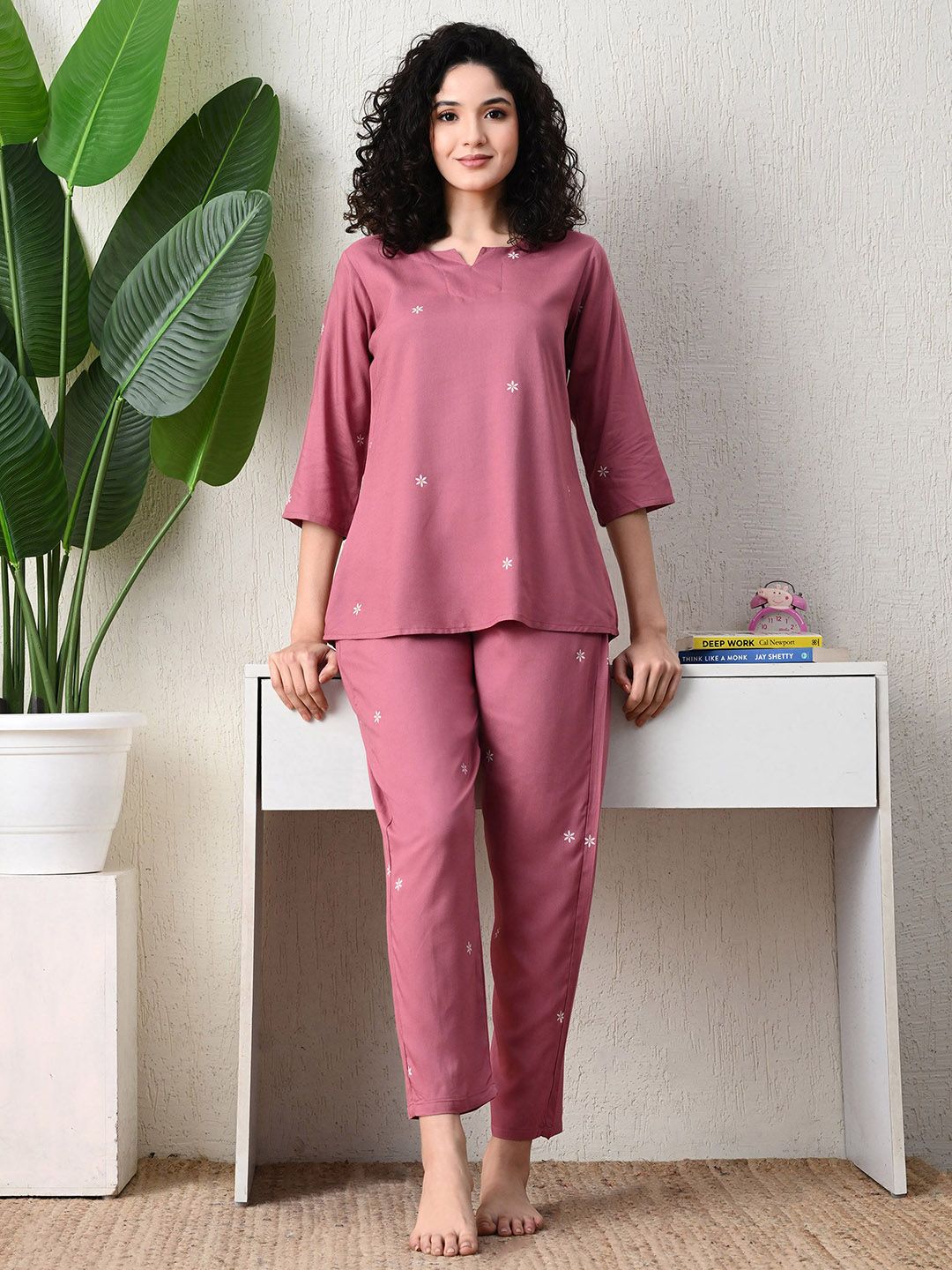 Ichaa Women Floral Printed Top & Pyjamas Night suit Myntra sale
