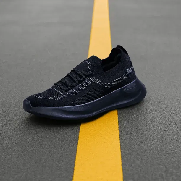 Neeman's Cotton Slip-Ons (Black)