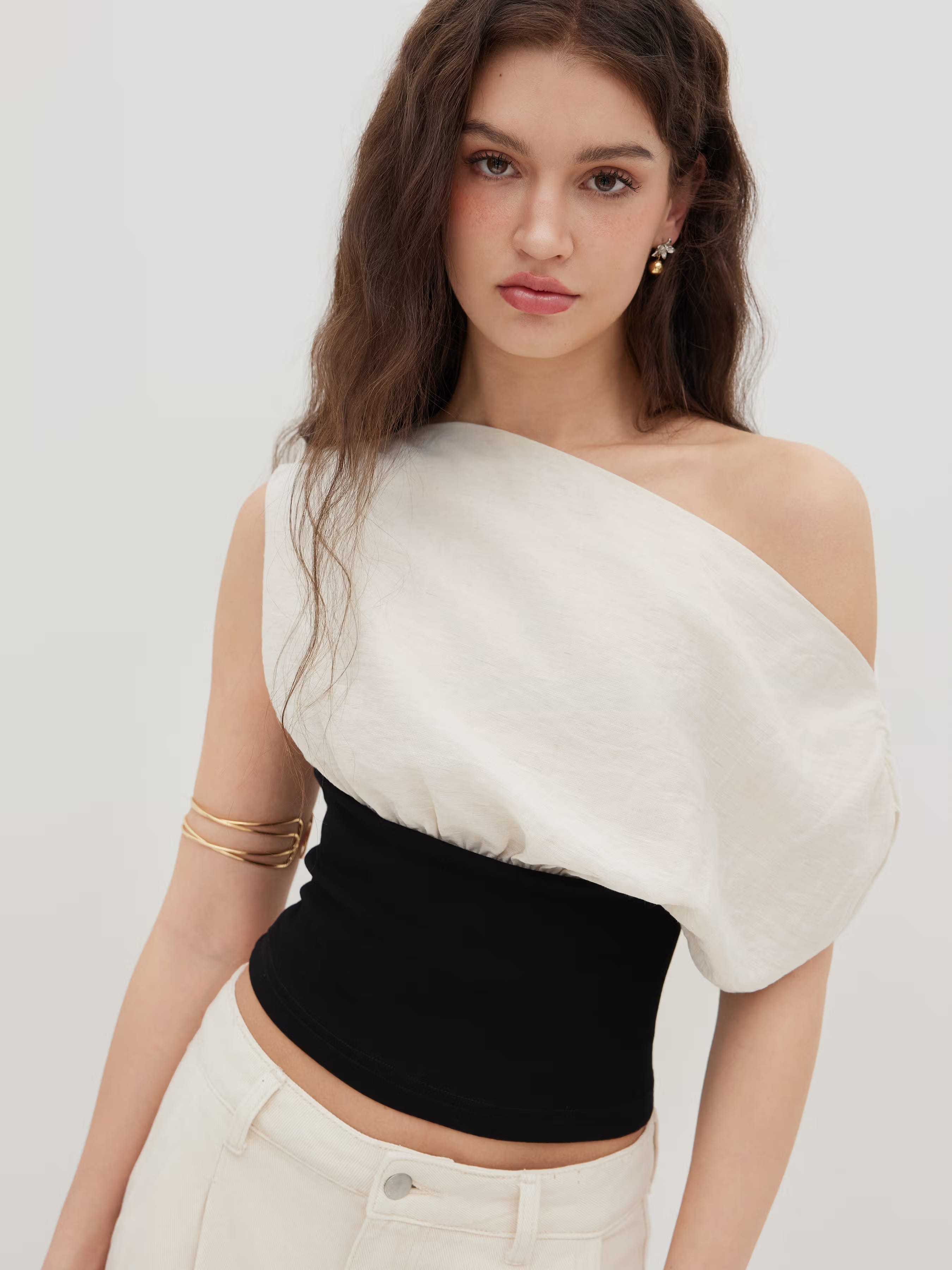 Cider Linen-Blend Asymmetrical Neck Two Tone Ruched Top Nykaa Fashion sale