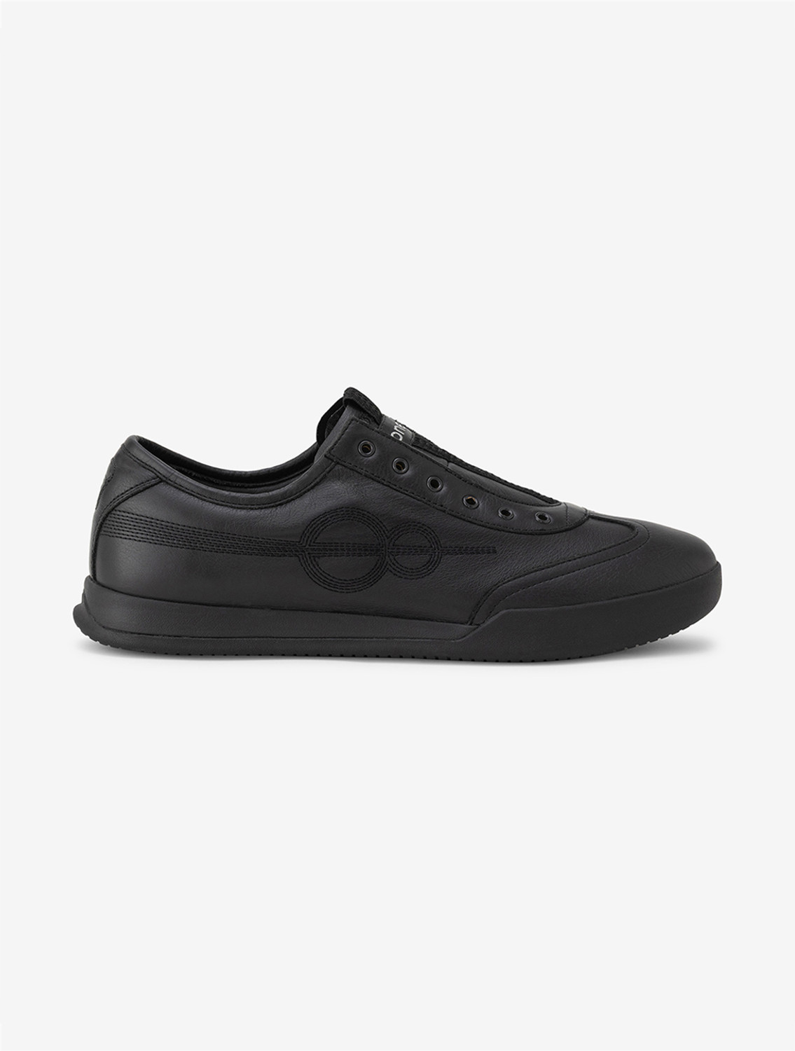 one8 Seam Pavilion Slip On Sneakers (Black) Flipkart sale