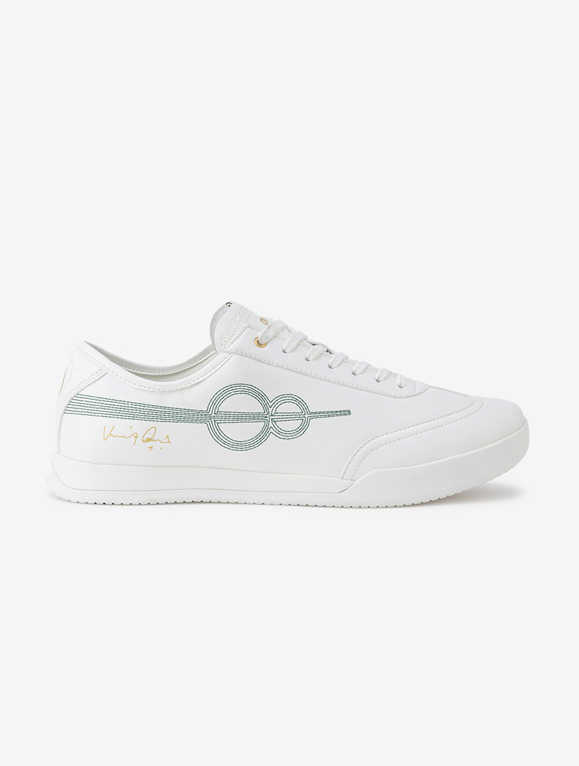 one8 Seam XVIII Signature Sneakers (White-White) Flipkart sale