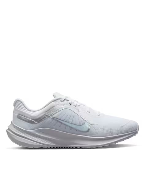 Nike Women Quest 5 Running Shoes AJIO sale