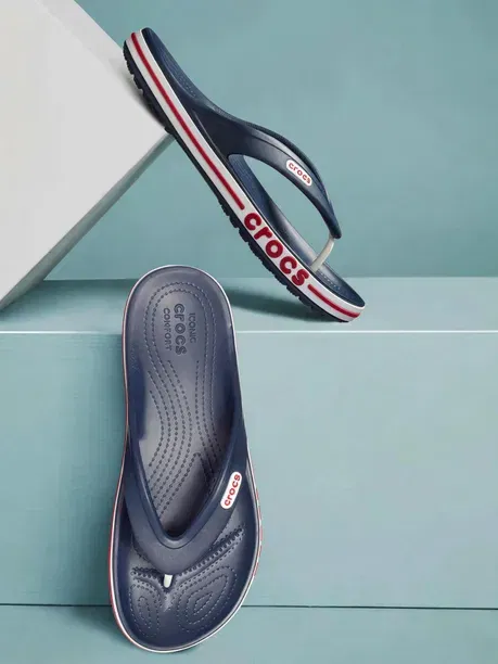 Crocs Classic Clog (Navy Pepper)